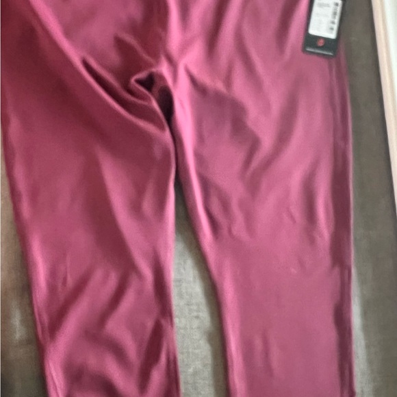 Peloton bra and leggings set - Picture 6 of 7